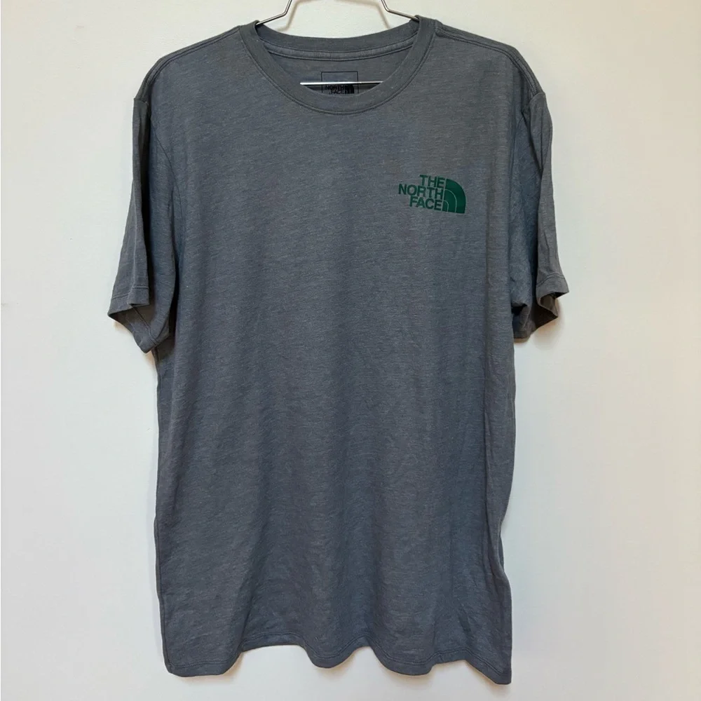 NWOT The North Face Crown Shyness Tee Size Medium